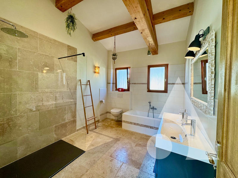 Maison - 146 m² - 5 pièces