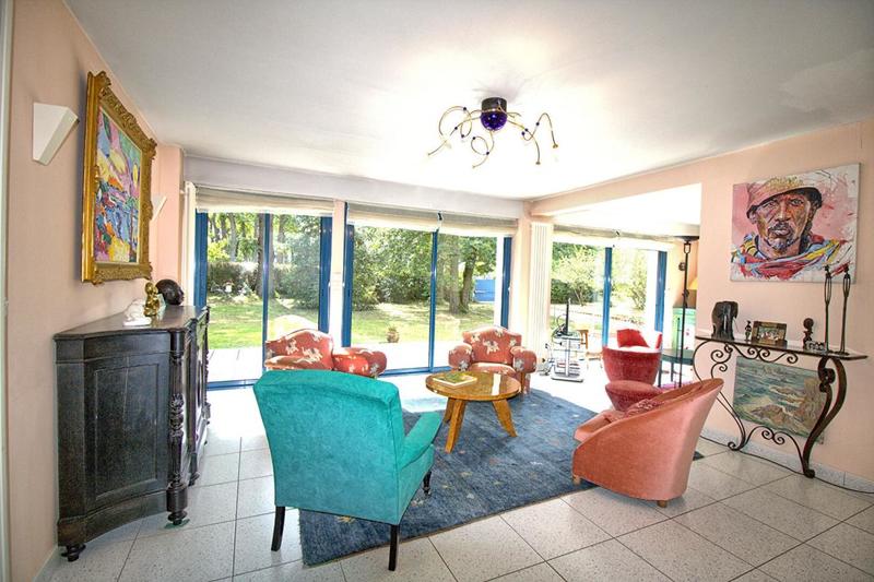 Maison - 227 m² - 8 pièces