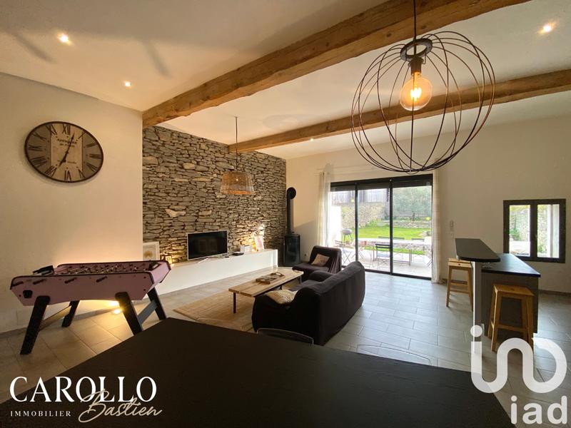 Maison - 310 m² - 10 pièces