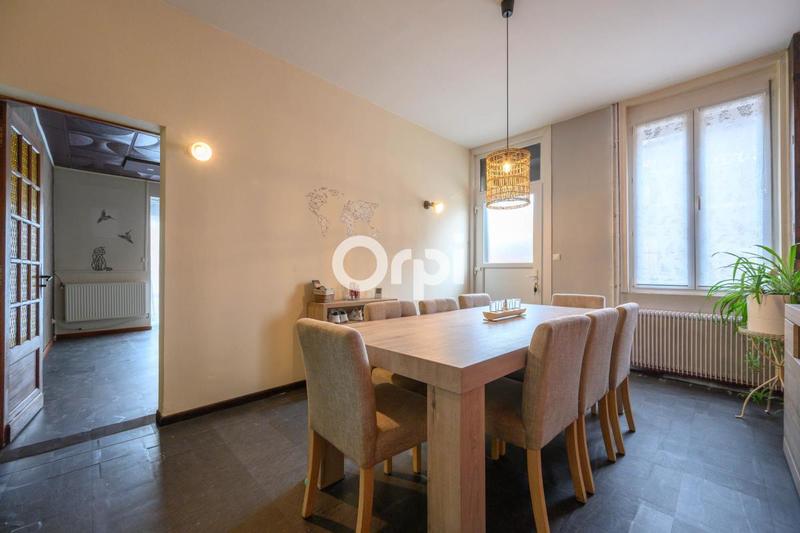 Maison - 122 m² - 6 pièces