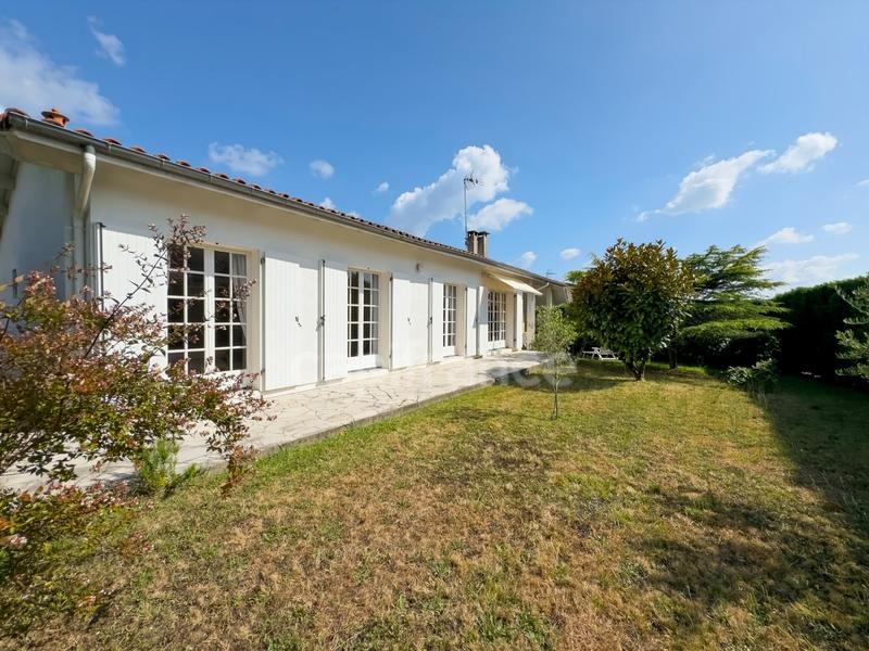 Maison - 102 m² - 4 pièces