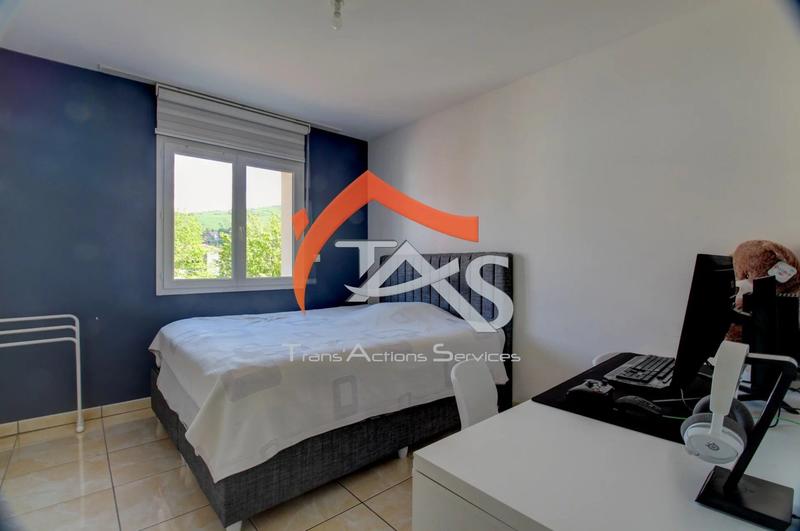 Maison - 137 m² - 5 pièces