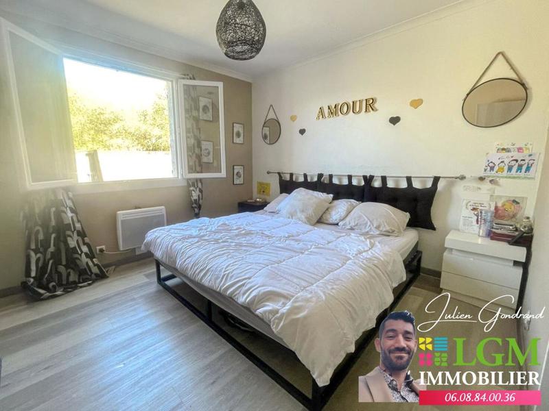 Maison - 165 m² - 8 pièces