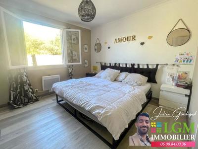 Maison - 165 m² - 8 pièces