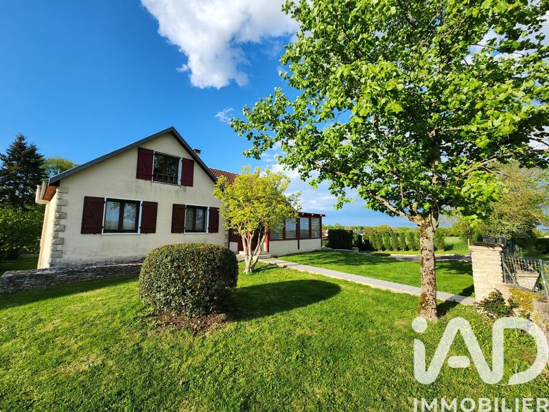 Maison - 102 m² - 5 pièces