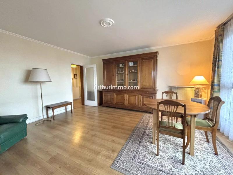 Appartement - 82 m² - 4 pièces