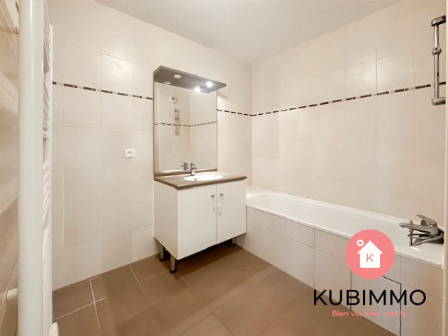 Appartement - 60 m² - 3 pièces