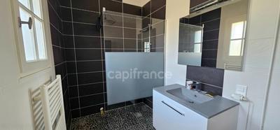 Maison - 175 m² - 7 pièces