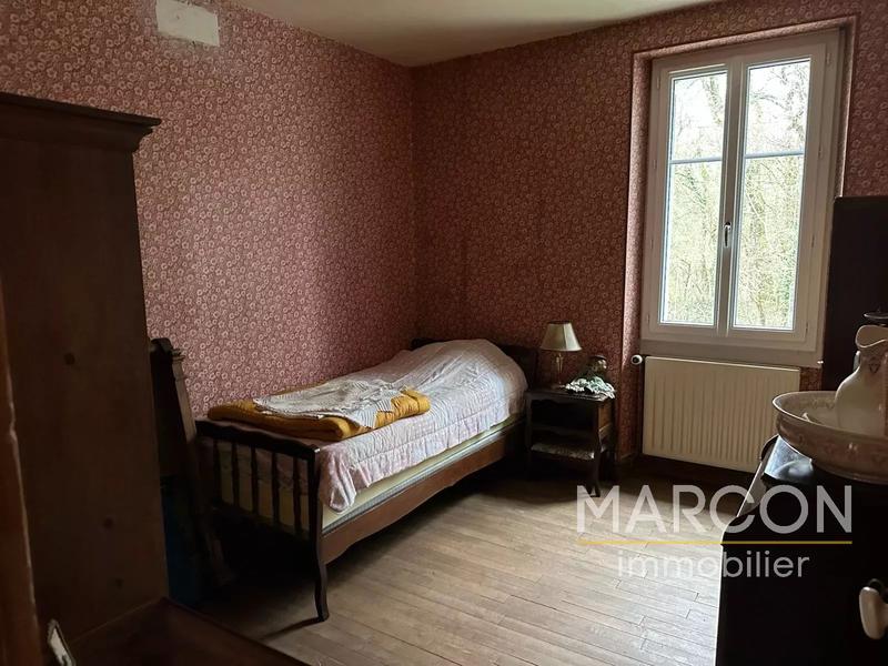 Maison - 213 m² - 15 pièces