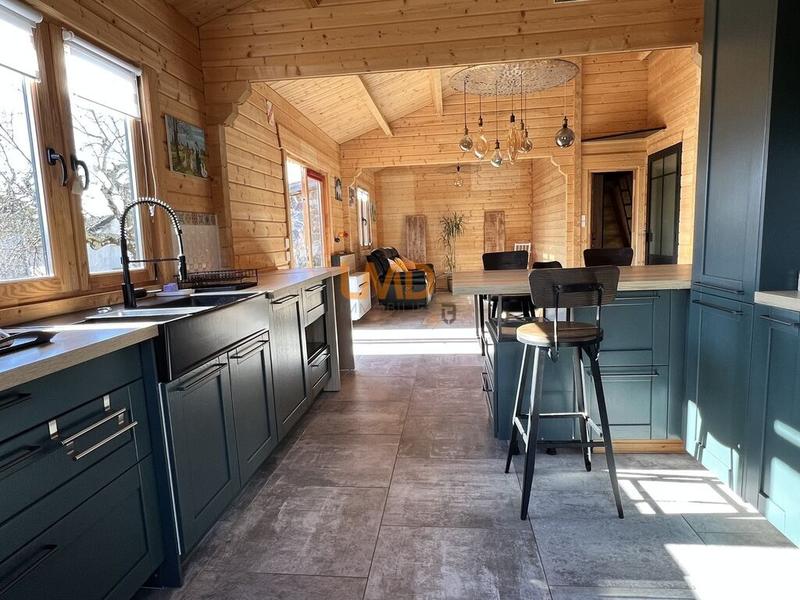 Maison de bois - 75 m² - 3 pièces