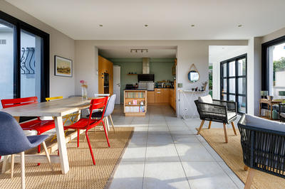 Maison - 160 m² - 6 pièces