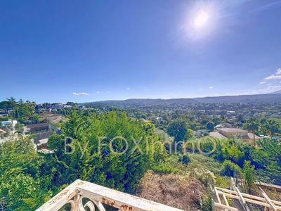 Villa - 250 m² - 8 pièces