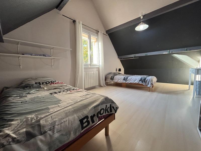 Maison - 170 m² - 7 pièces