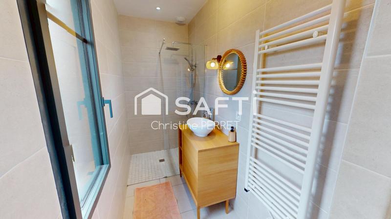 Maison - 190 m² - 4 pièces