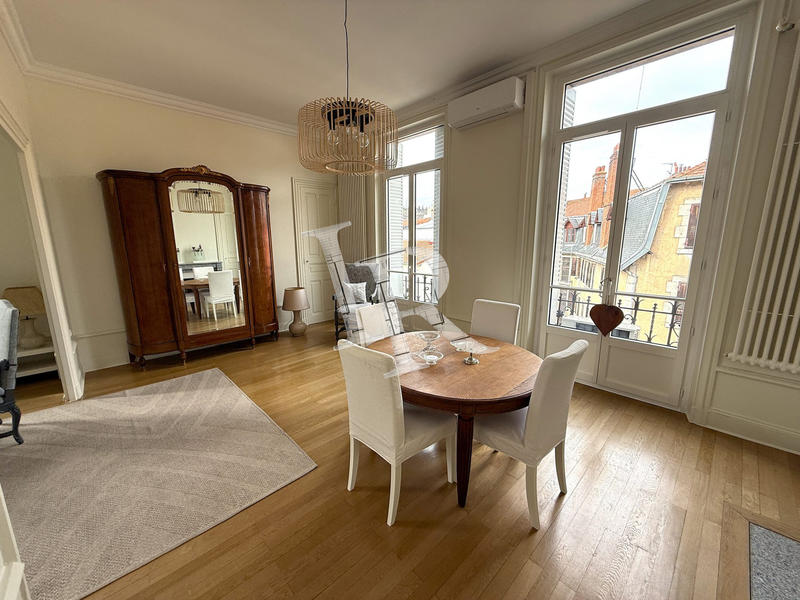 Appartement - 113 m² - 4 pièces