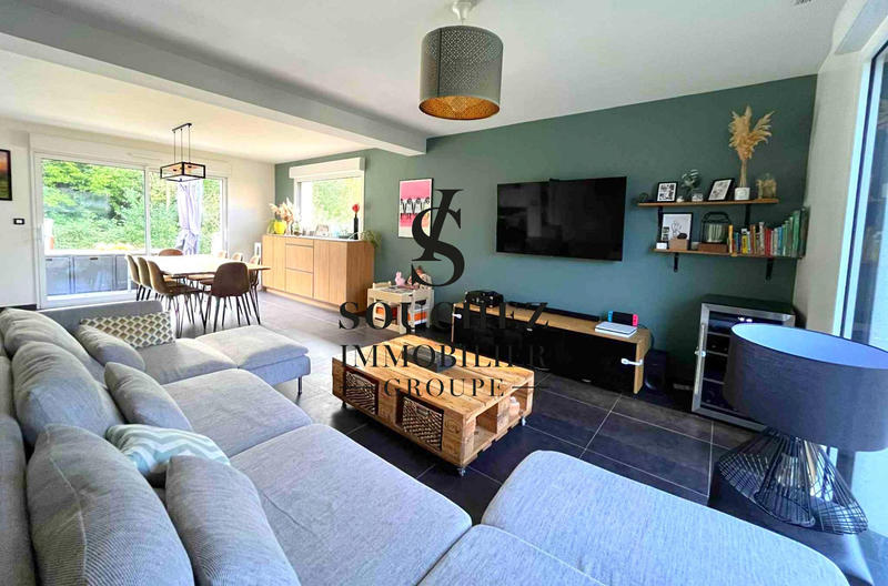 Maison - 120 m² - 6 pièces