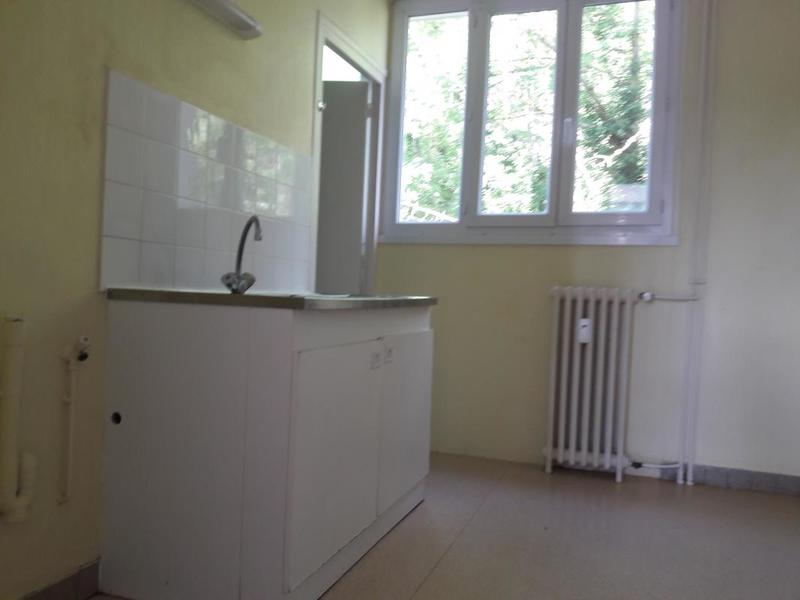 Appartement - 85 m² - 5 pièces