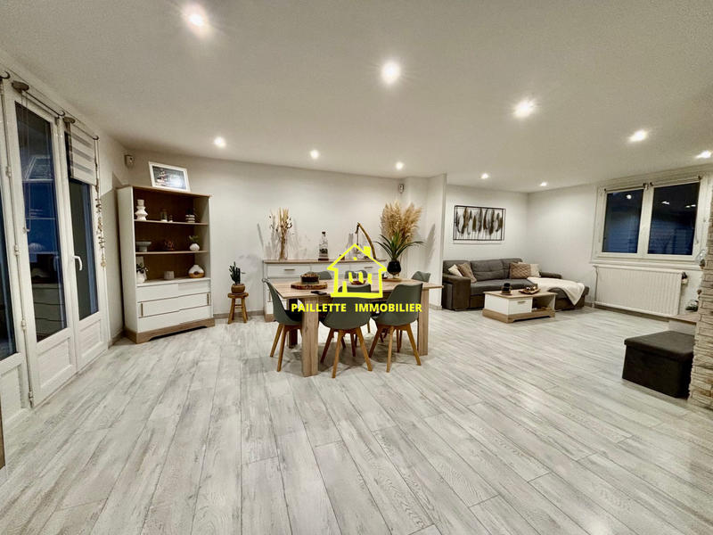 Maison - 92 m² - 4 pièces