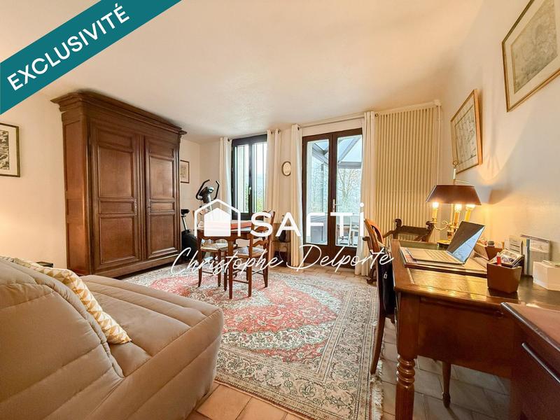 Maison - 248 m² - 10 pièces