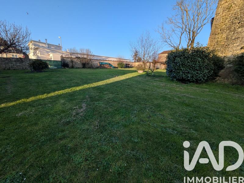 Maison - 217 m² - 7 pièces