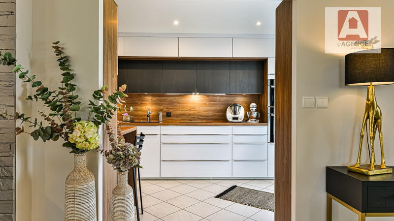 Maison - 139 m² - 5 pièces