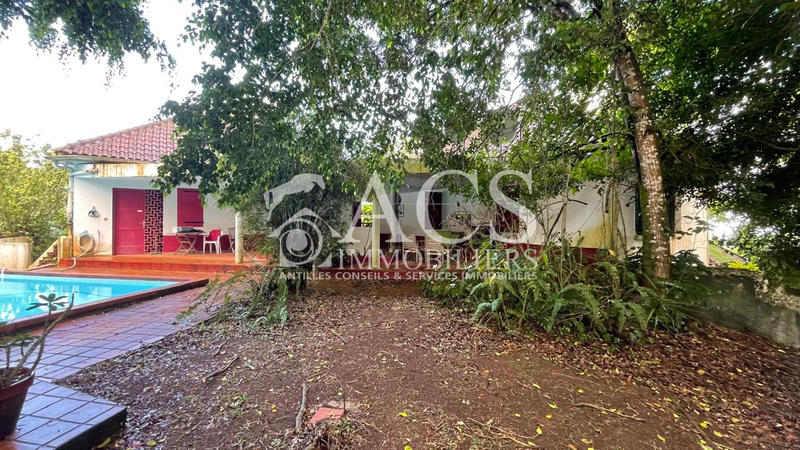 Villa - 400 m² - 12 pièces