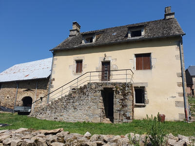 Maison de village - 100 m² - 6 pièces