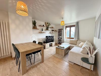 Maison - 60 m² - 3 pièces