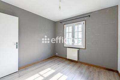 Maison - 115 m² - 7 pièces