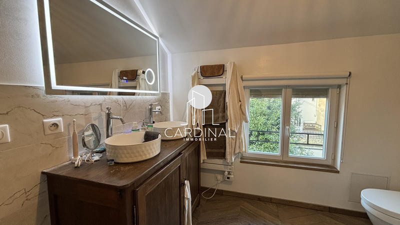 Maison - 85 m² - 4 pièces