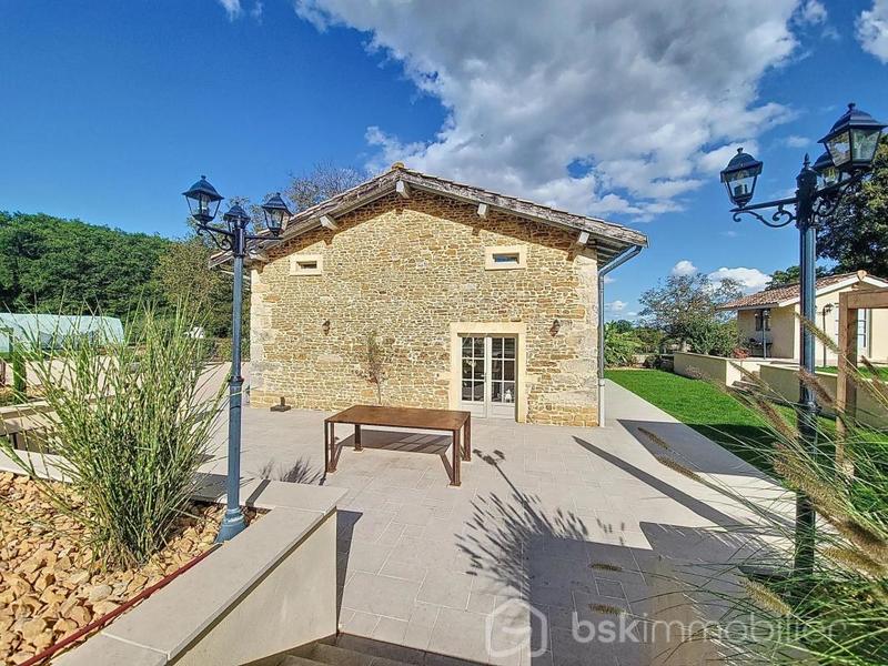 Corps de ferme - 170 m² - 7 pièces