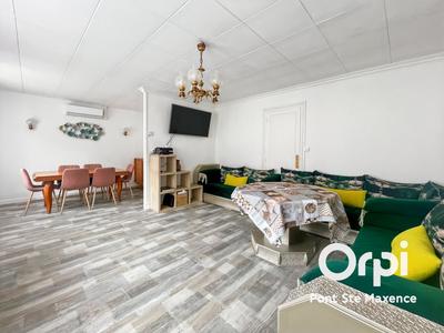 Maison - 75 m² - 5 pièces