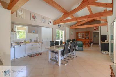 Bastide - 283 m² - 8 pièces