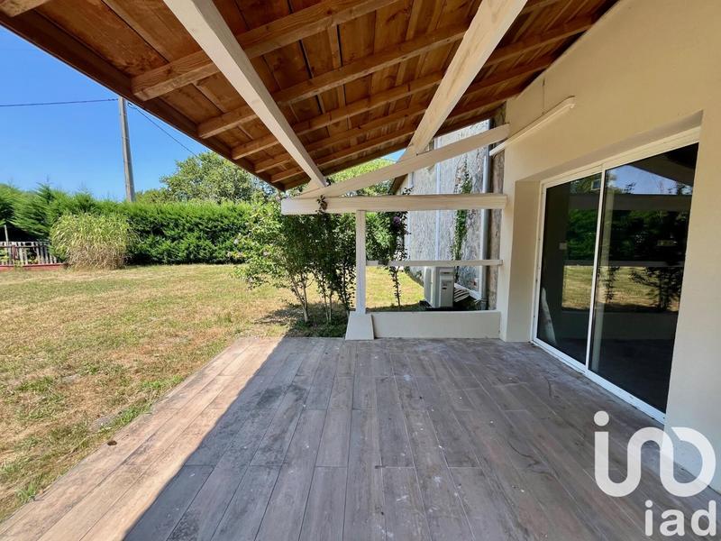 Maison - 180 m² - 8 pièces