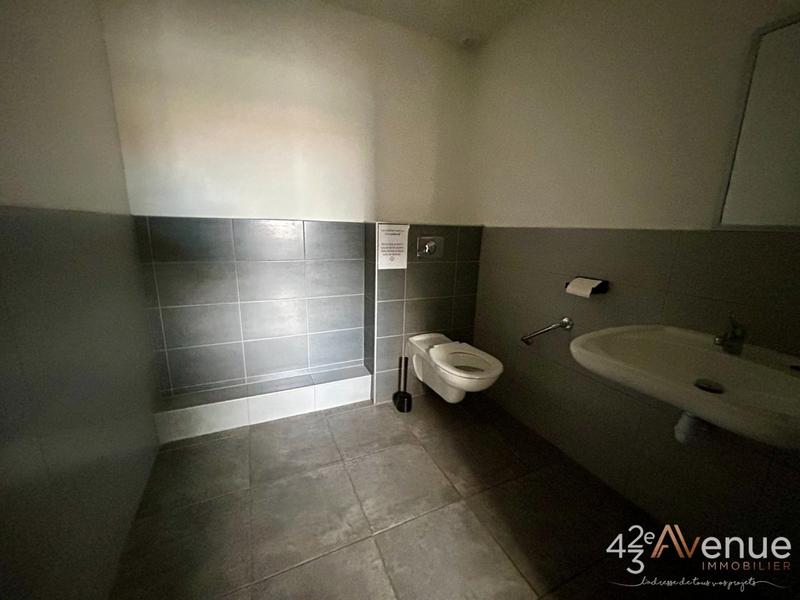 Local d'activités - 260 m²