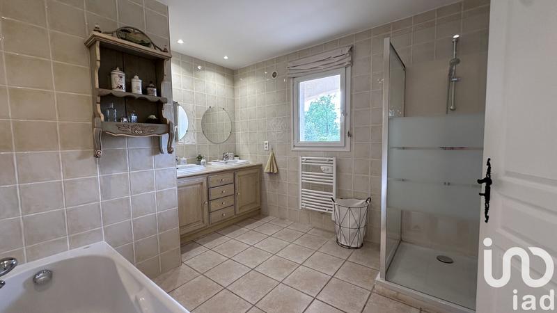 Maison - 189 m² - 7 pièces