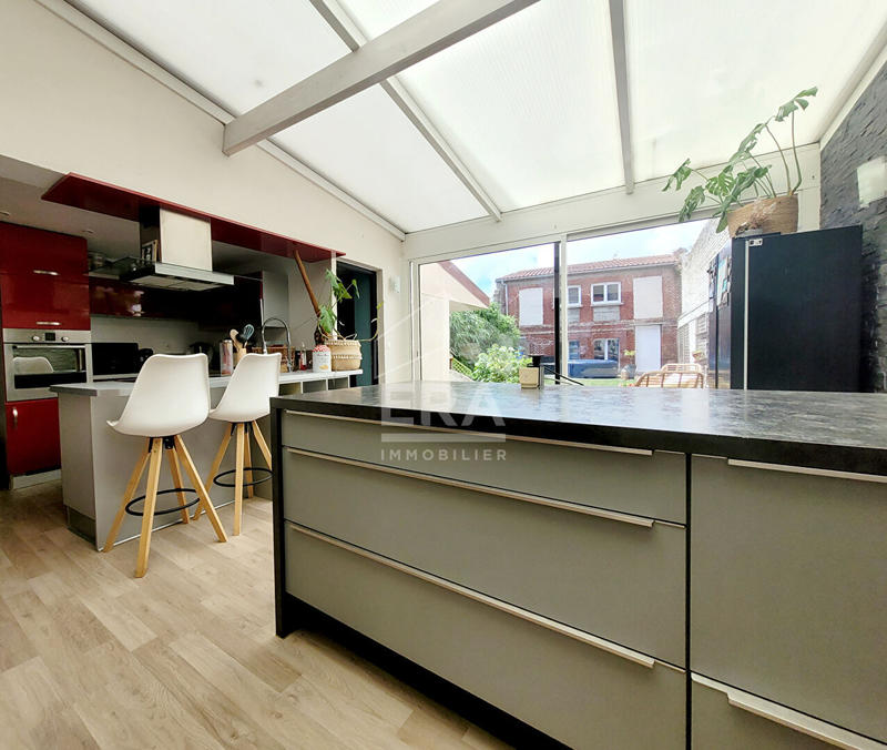 Maison - 175 m² - 7 pièces