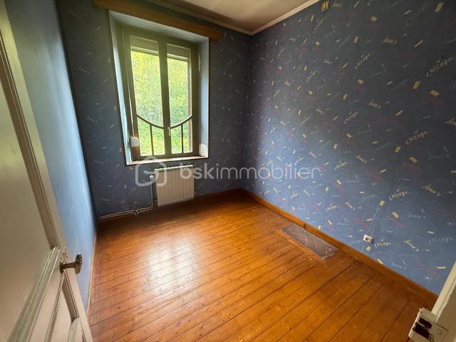 Maison de village - 90 m² - 5 pièces