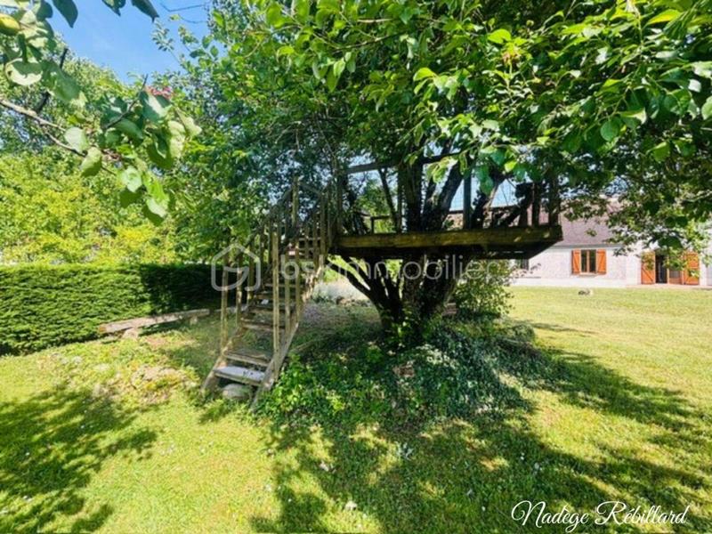 Propriété - 180 m² - 6 pièces