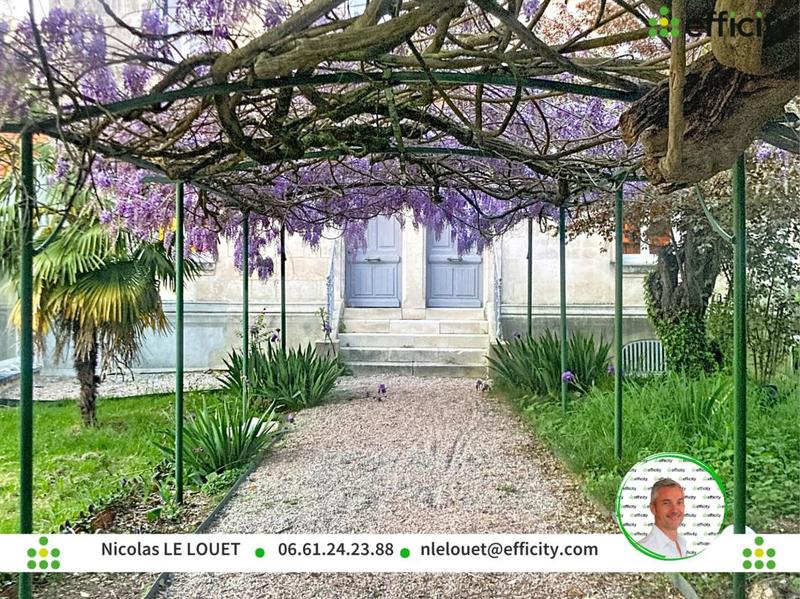 Maison - 171 m² - 8 pièces