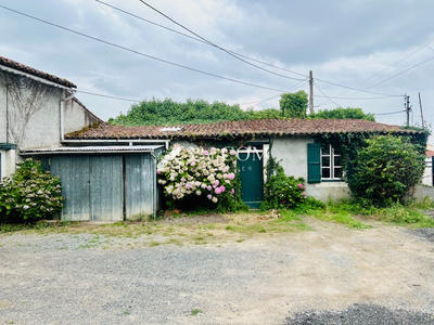 Maison - 90 m² - 3 pièces