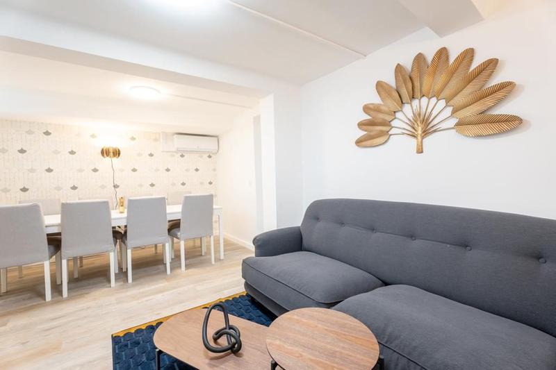 Maison ancienne - 100 m² - 9 pièces