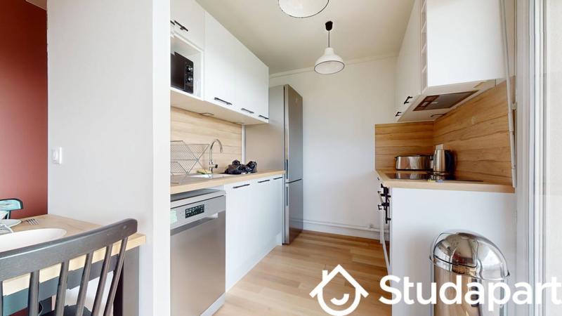 Chambre - 10 m² - 1 pièce