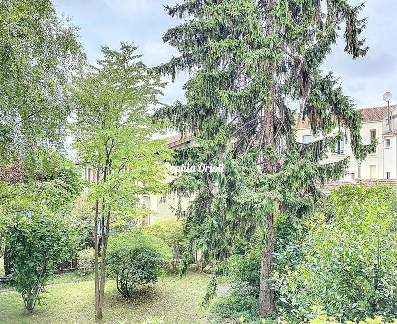 Appartement - 110 m² - 5 pièces