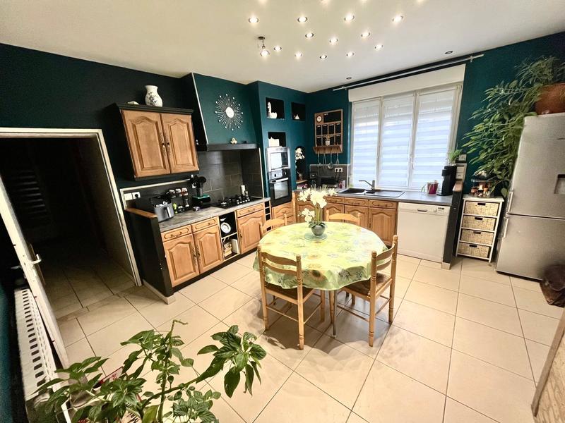 Maison - 140 m² - 7 pièces