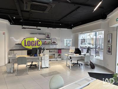 Local commercial - 67 m²