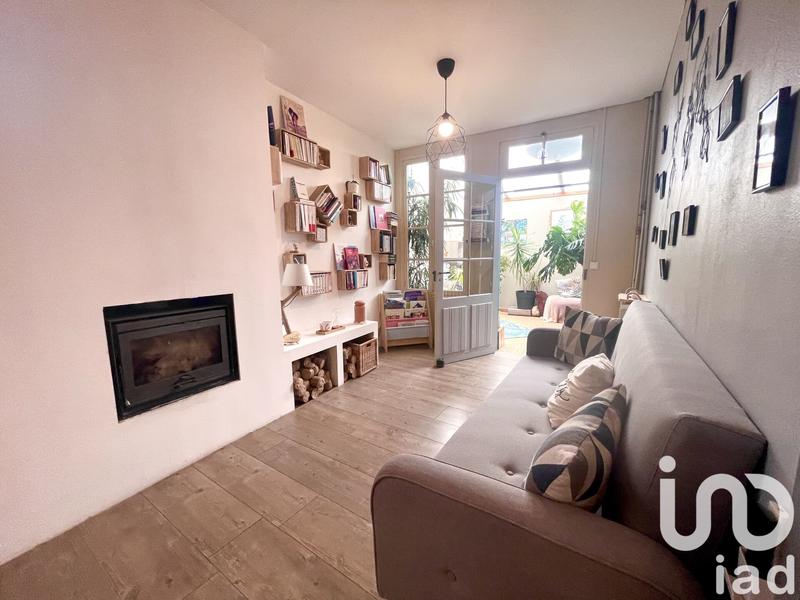 Maison - 248 m² - 10 pièces