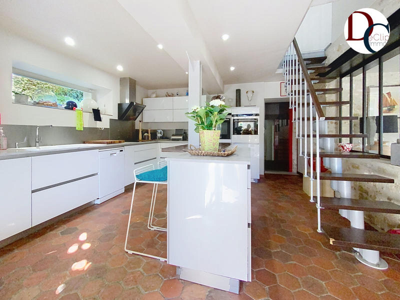 Maison - 190 m² - 10 pièces