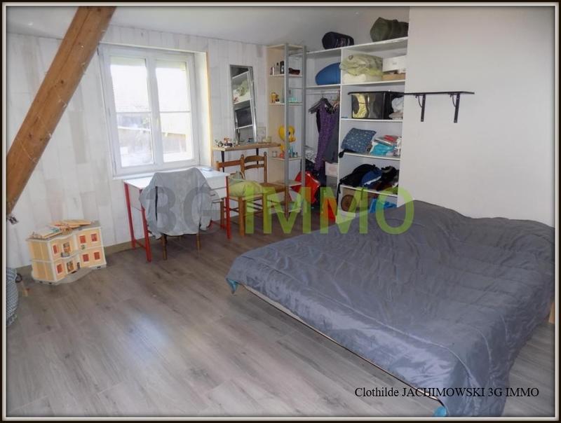 Maison - 212 m² - 10 pièces