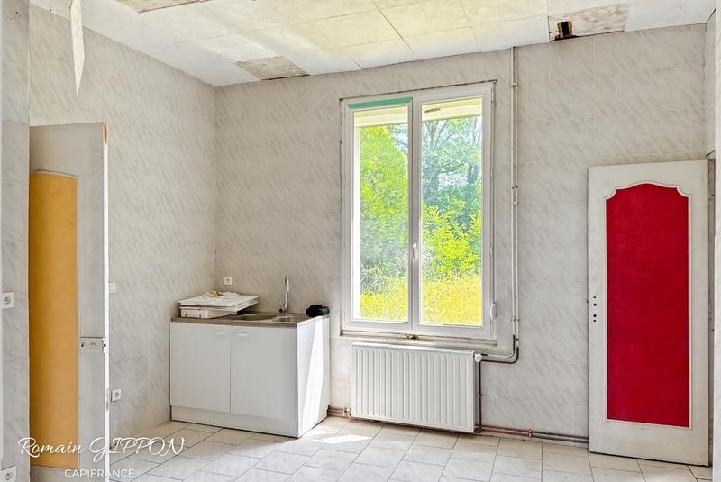 Maison - 215 m² - 9 pièces